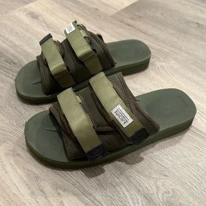 Suicoke sandals size 8 Worn, condition is good